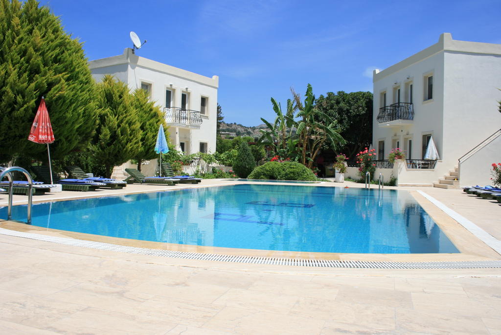 Paradise Garden Gumusluk Evleri Aparthotel Esterno foto