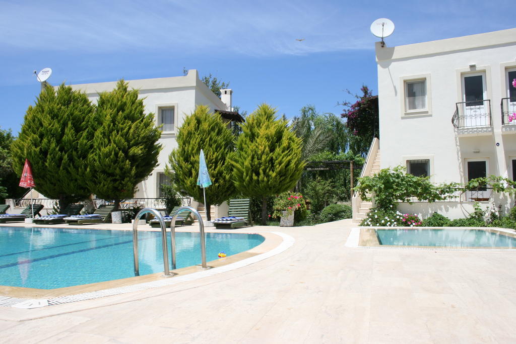 Paradise Garden Gumusluk Evleri Aparthotel Esterno foto
