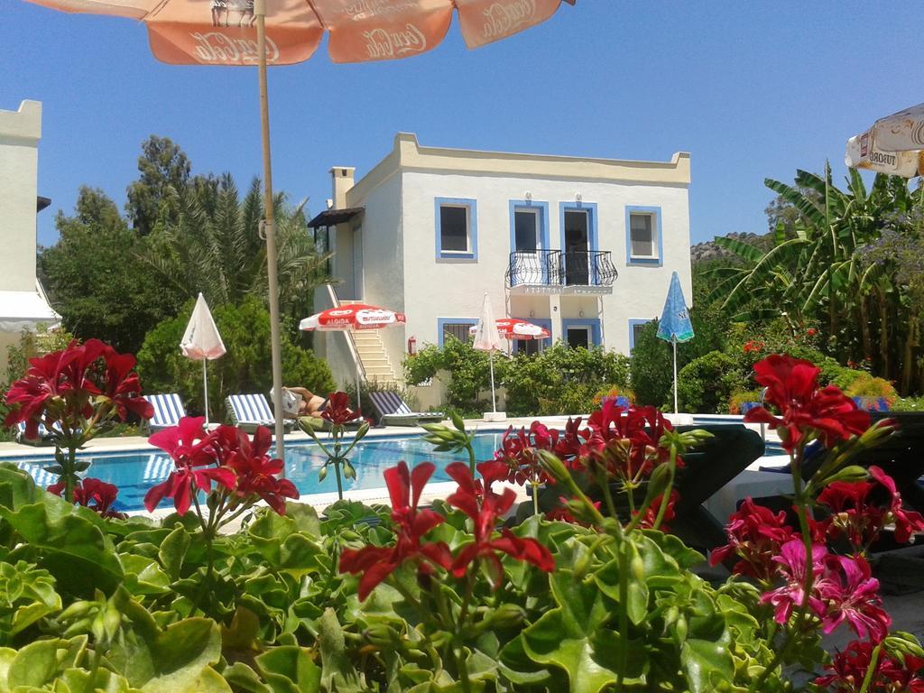 Paradise Garden Gumusluk Evleri Aparthotel Esterno foto