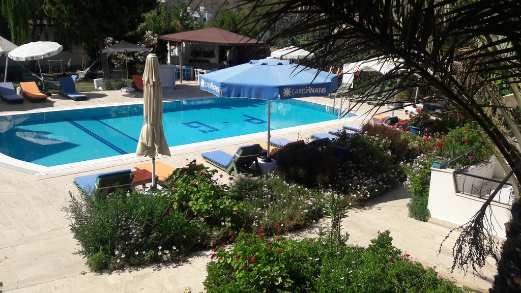 Paradise Garden Gumusluk Evleri Aparthotel Esterno foto