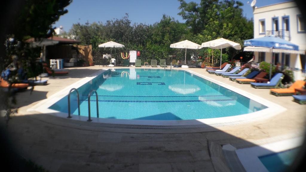 Paradise Garden Gumusluk Evleri Aparthotel Esterno foto